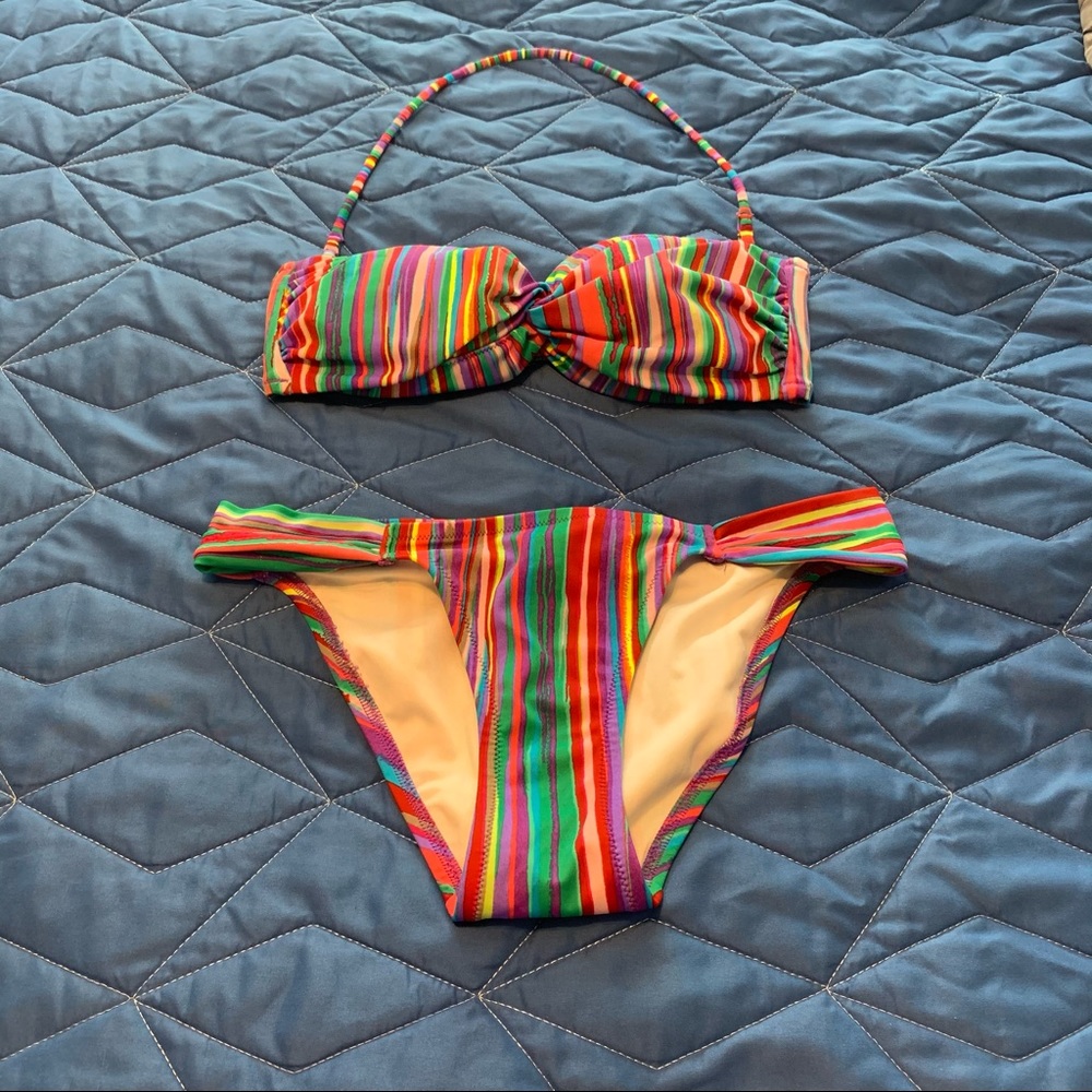 Victoria’s Secret String Bikini Size XS